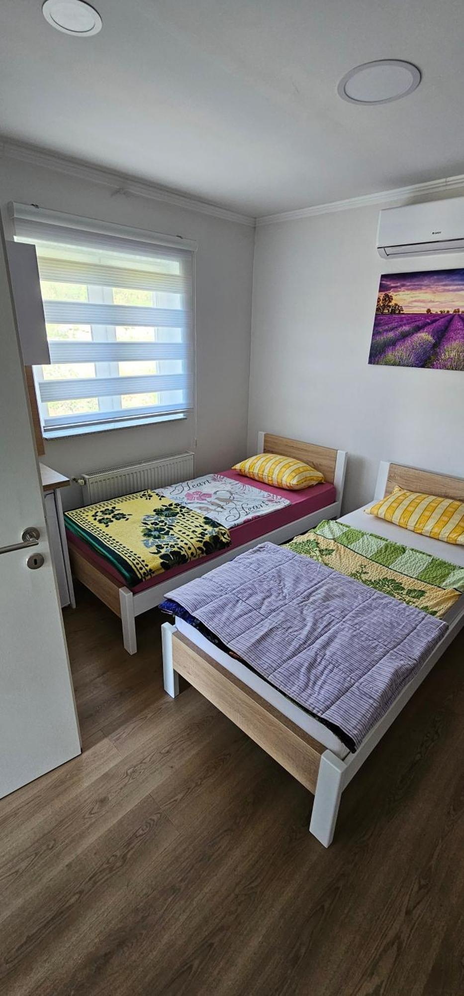 Apartmani Roki Тузла Екстериор снимка