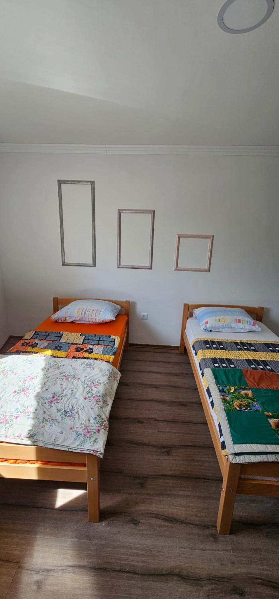 Apartmani Roki Тузла Екстериор снимка