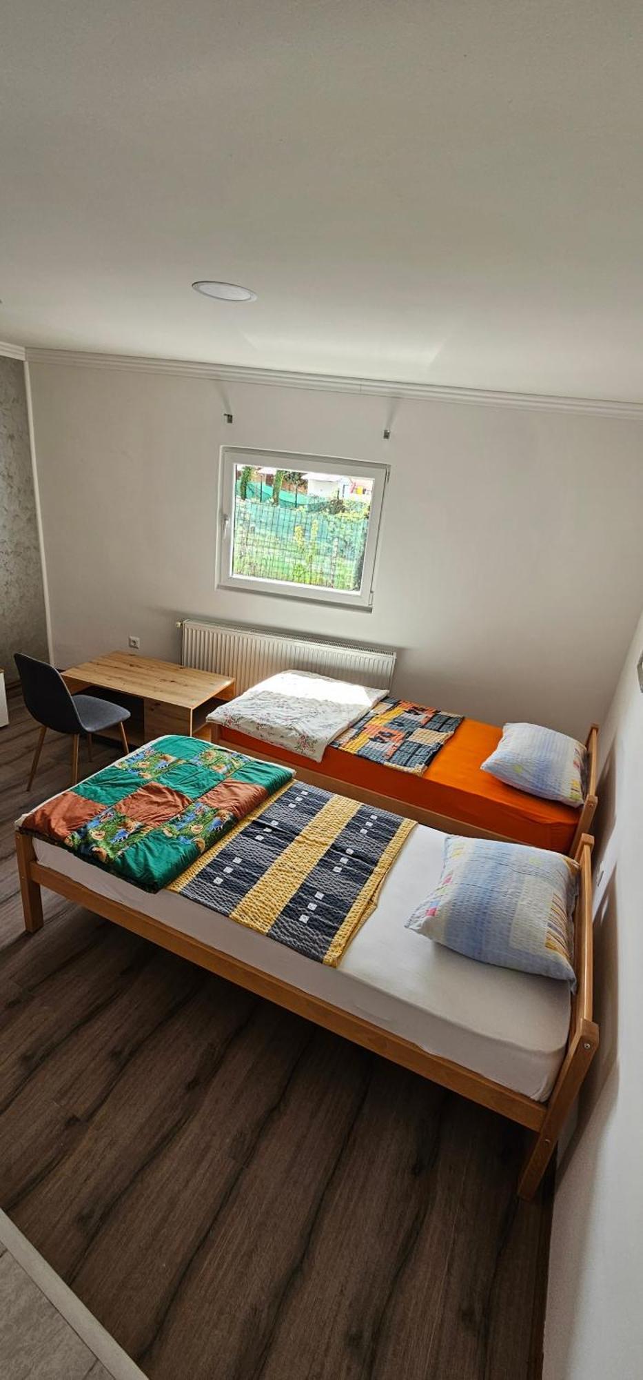 Apartmani Roki Тузла Екстериор снимка