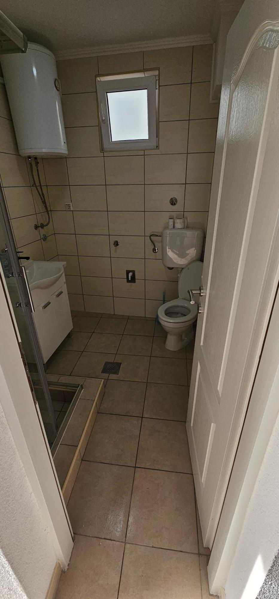 Apartmani Roki Тузла Екстериор снимка